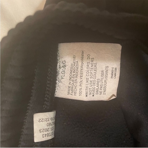 UNDER ARMOUR L KIDS - Picture 2 of 6